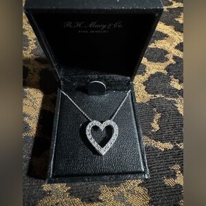 R H Macy & Co Fine Jewelry Bridge Diamond Hearts 1/4 CTW New in Box